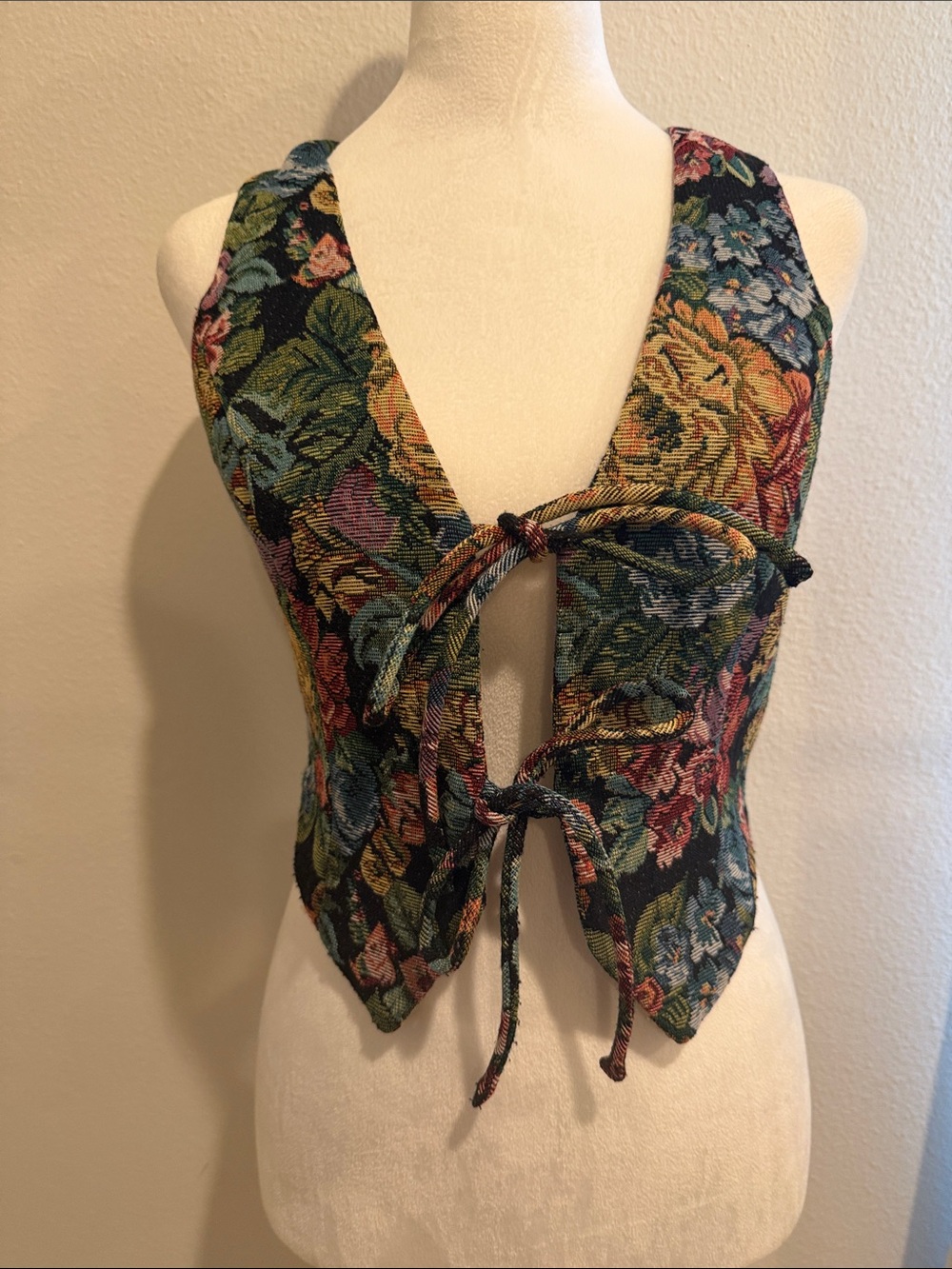 Vici Multicolor Floral Tapestry Tie-Front Crop Vest